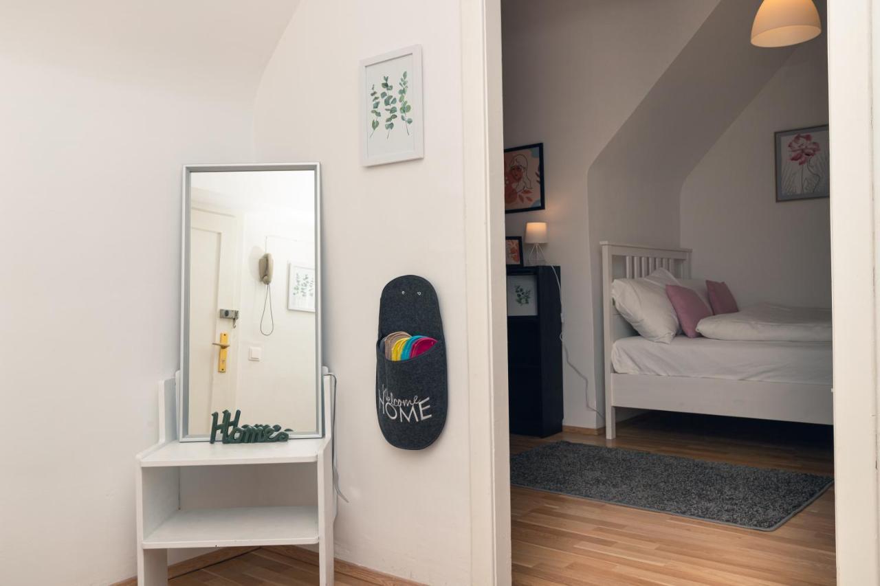Milky Way Top Floor 2-Bedroom Apartment Air Condition Wina Bagian luar foto