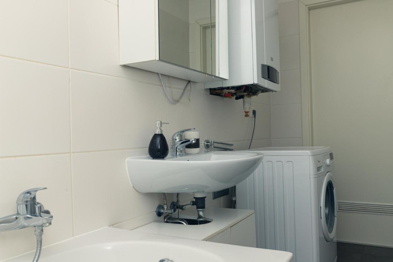 Milky Way Top Floor 2-Bedroom Apartment Air Condition Wina Bagian luar foto